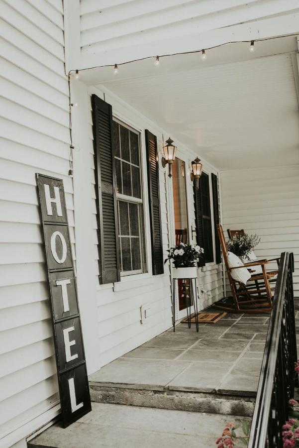 Inn The Bond 1835 Skaneateles